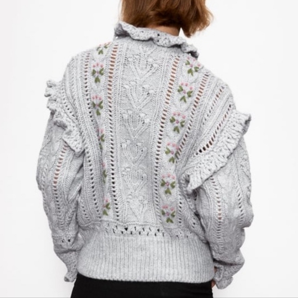 Zara Embroidered Floral Cottagecore Oversized Sweater Ruffle Sleeves Medium - Picture 8 of 15